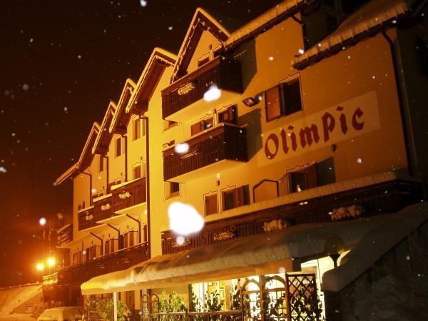 HOTEL  OLIMPIC               (BASELGA DI PINE')  (TN)