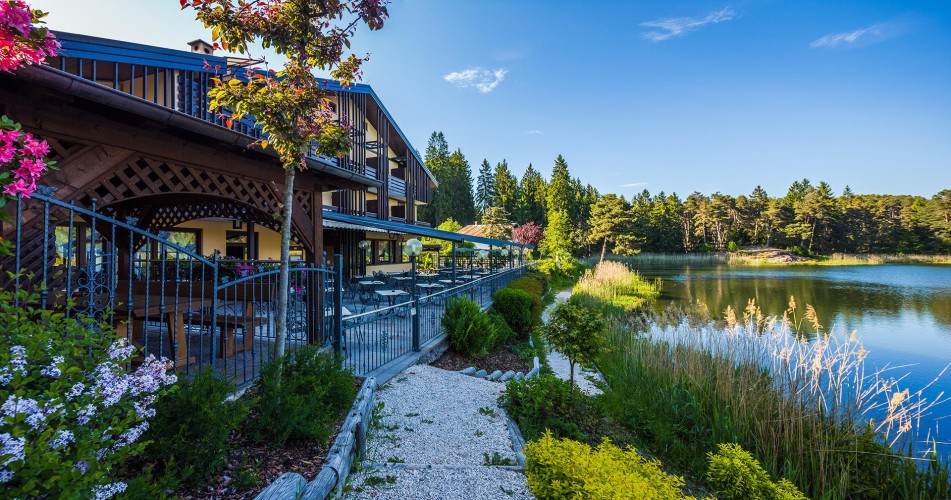 ALBERGO LAGO  SANTA COLOMBA     (CIVEZZANO)  (TN)