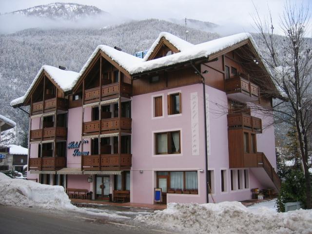 HOTEL SERENA                 (DIMARO)(TN)