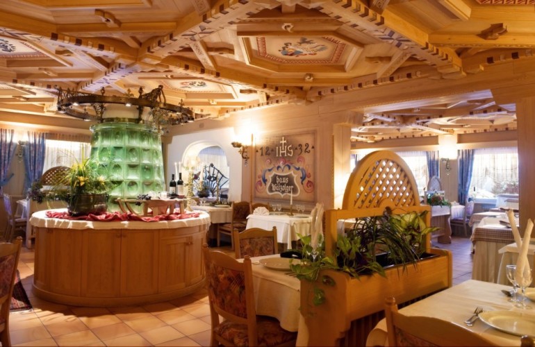 HOTEL  VILLA  WILMA                                                                       (FOLGARIA)  (TN)