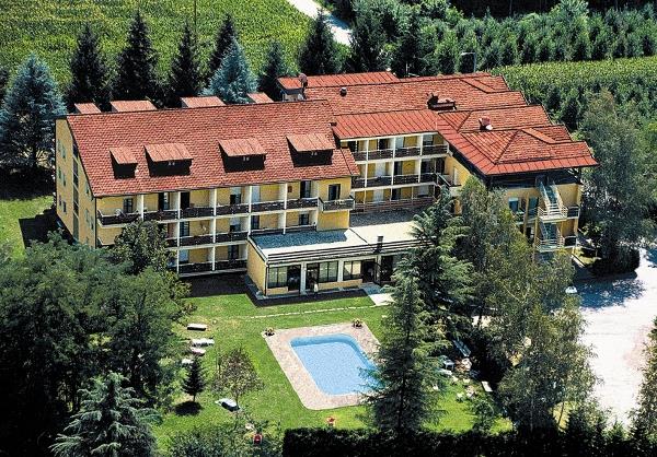 HOTEL DOLOMITI  (LEVICO TERME) (TN)