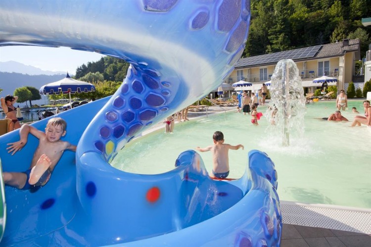 PARK HOTEL DU LAC                                                                (LEVICO TERME)  (TN)