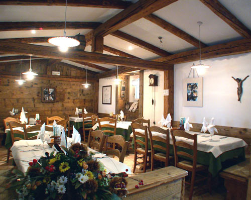 HOTEL MIRAMONTI (FIERA DI PRIMIERO) (TN)