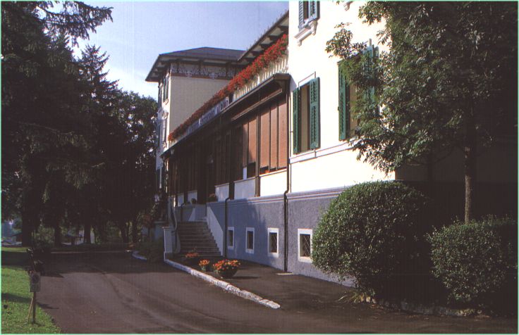 SPAZIO LAVARONE HOTEL     (LAVARONE)   (TN)