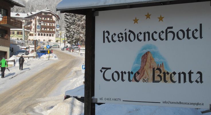 HOTEL TORRE DEL BRENTA         (MADONNA DI CAMPIGLIO)   (TN)