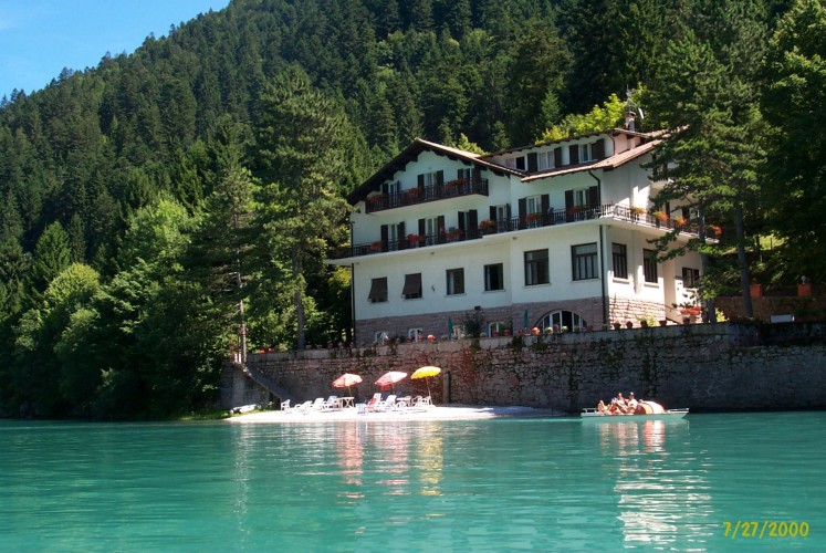 LAGO PARK HOTEL                  (MOLVENO) (TN)