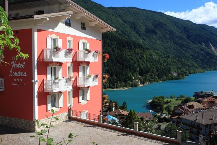 HOTEL LONDRA   (MOLVENO) (TN)