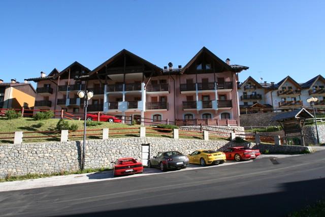 RESIDENCE  HOTEL  DAHU                  (PASSO DEL TONALE) (TN)