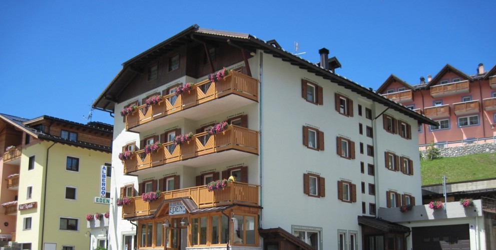 ALBERGO EDEN (PASSO DEL TONALE) (TN)