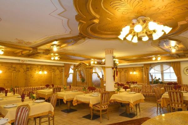 HOTEL LA TORRETTA                             (PASSO DEL TONALE) (TN)