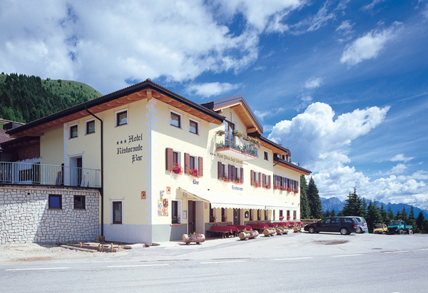 HOTEL PIZZO DEGLI UCCELLI                     (CASTELLO TESINO) (TN)