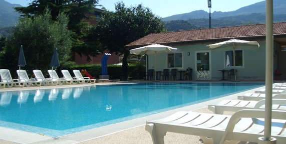 HOTEL VILLA VERDE         (NAGO-TORBOLE) (TN)