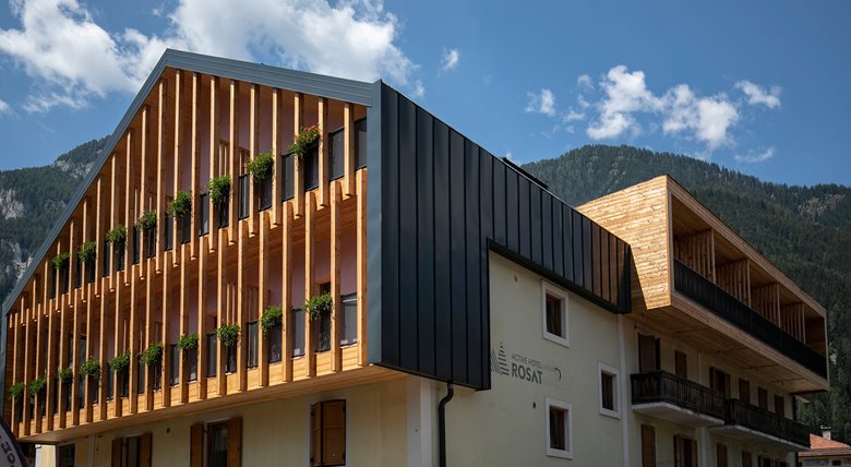 ACTIVE HOTEL  ROSAT        (PREDAZZO)  (TN)