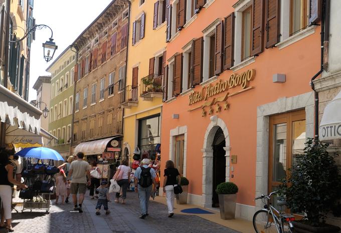 HOTEL ANTICO BORGO (RIVA DEL GARDA) (TN)