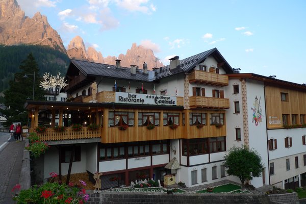 ALBERGO RISTORANTE CENTRALE (SAN MARTINO DI CASTROZZA)(TN)