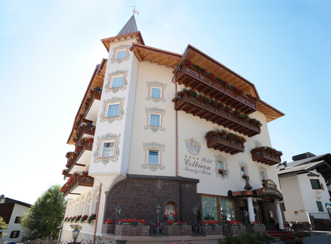 HOTEL COLBRICON                   (SAN MARTINO DI CASTROZZA) (TN)