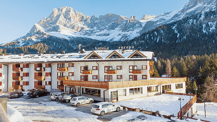 HOTEL EUROPA                  (SAN MARTINO DI CASTROZZA) (TN)