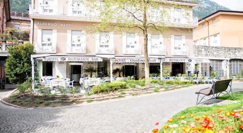 HOTEL GIARDINO VERDI                        (RIVA DEL GARDA) (TN)