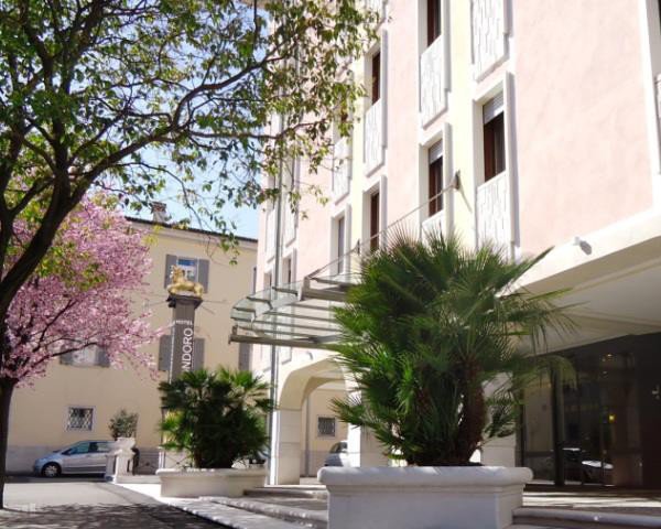 HOTEL LEON D'ORO              (ROVERETO) (TN)