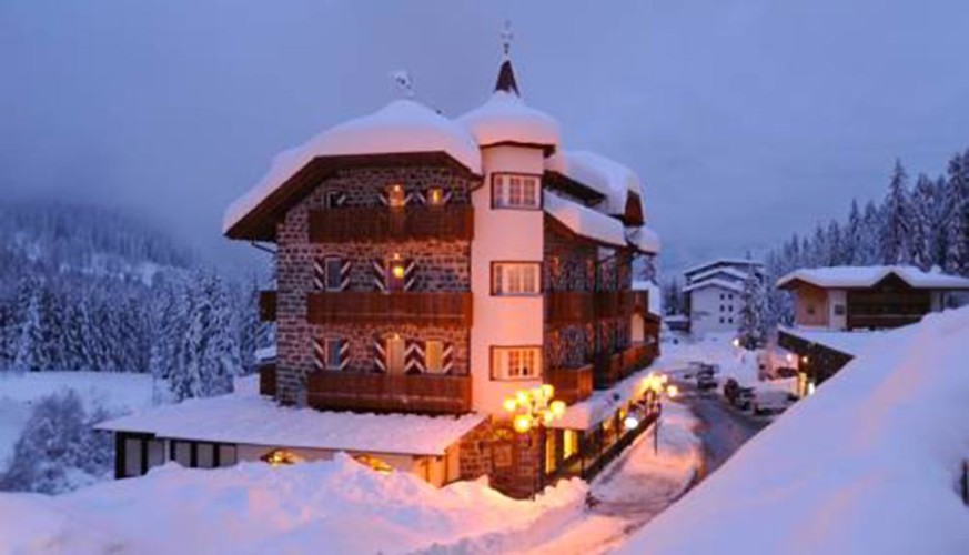 HISTORIC RESIDENCE MADONNA (SAN MARTINO DI CASTROZZA) (TN)