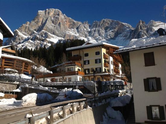 HOTEL PALADIN                  (SAN MARTINO DI CASTROZZA) (TN)