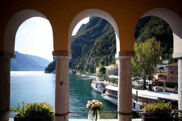 HOTEL SOLE                    (RIVA DEL GARDA) (TN)