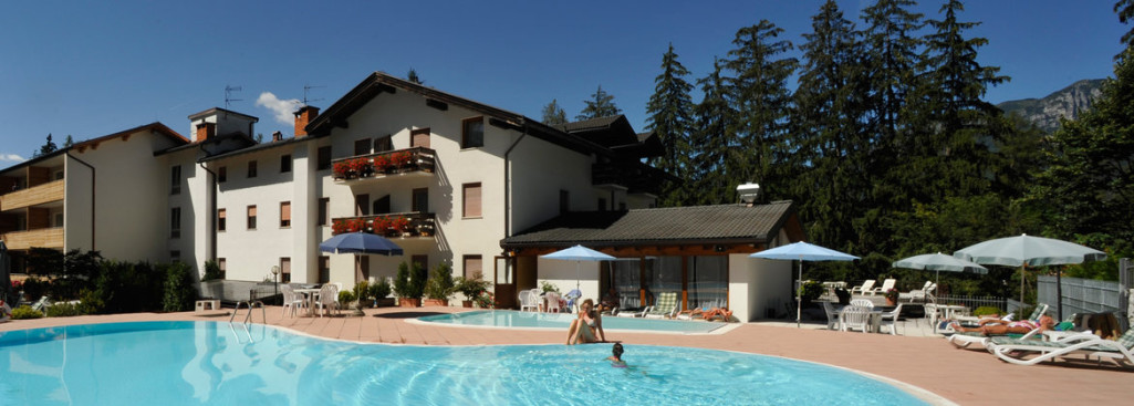 HOTEL VILLA MARGHERITA           (TENNA) (TN)