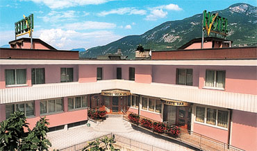 HOTEL VELA RISTORANTE                 (TRENTO)  (TN)