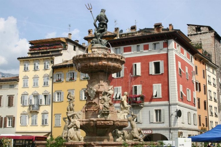 HOTEL  GARNI'  VENEZIA                    (TRENTO)  (TN)